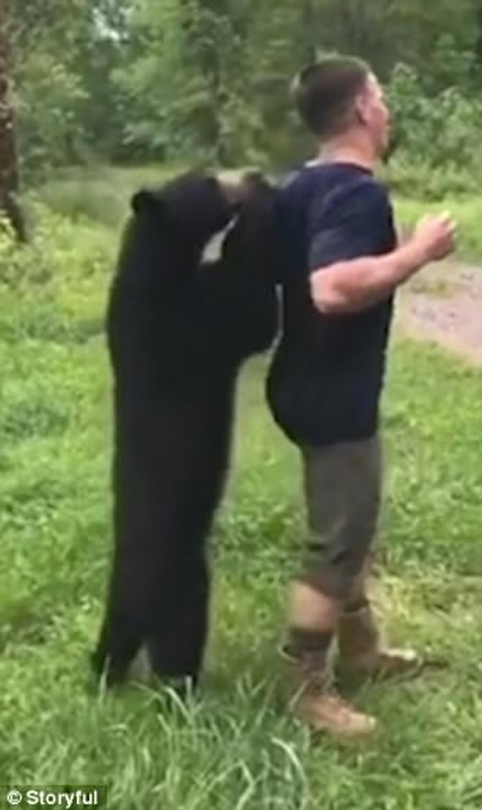 ������ά��������С������¶Ӫ�� �е�ʳ�е���