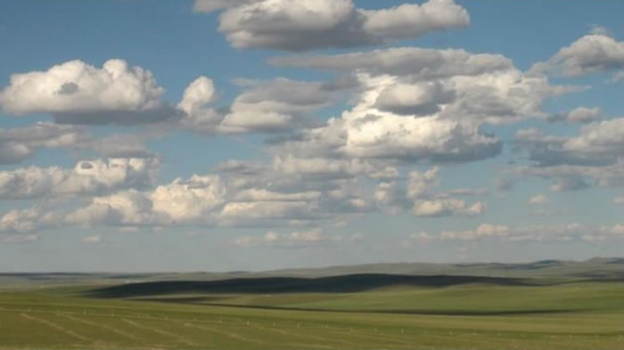 中国内蒙草原浅对流云的宏观特征及生成机制