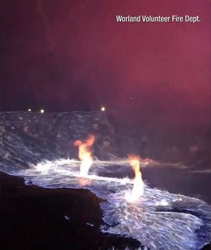 ������������ɽ���ڷ�����ɫ�ܲ�Ѱ���Ļ��� ԭ���ǻ�ѧ����ȼ��