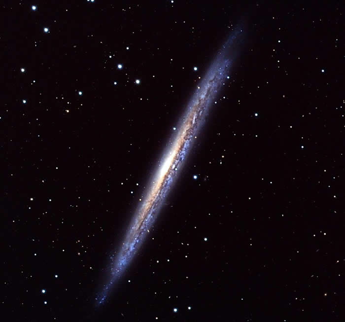 ������ϵNGC 5907�з������������������� NGC 5907 ULX���ж༫�ų�