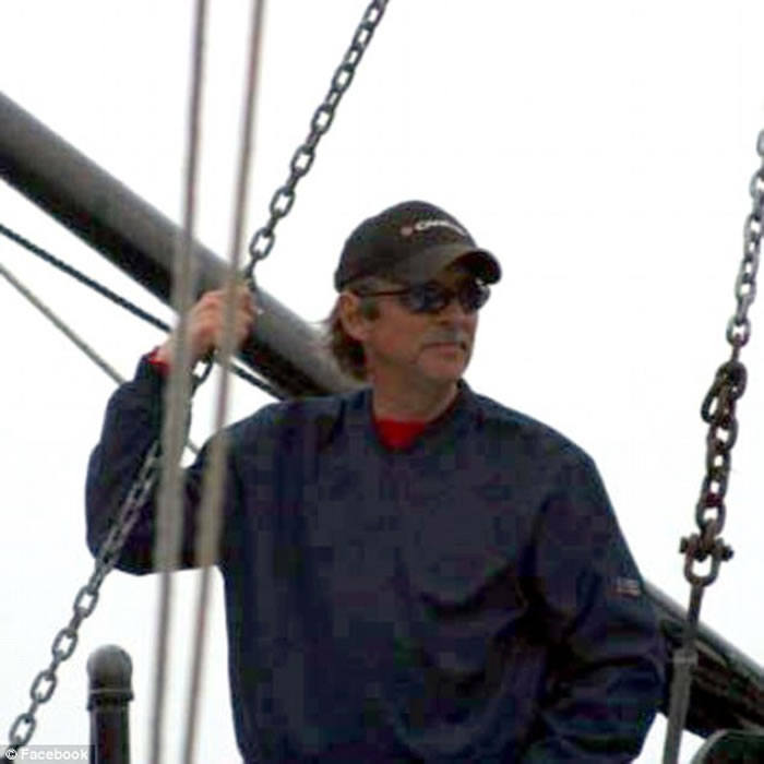 加拿大“救鲸英雄”Joe Howlett解救鲸鱼时反遭撞死