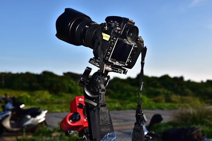 ���ʹ�ð���iOptron SkyTracker Pro�ǿ���̨�������Ӻ�������