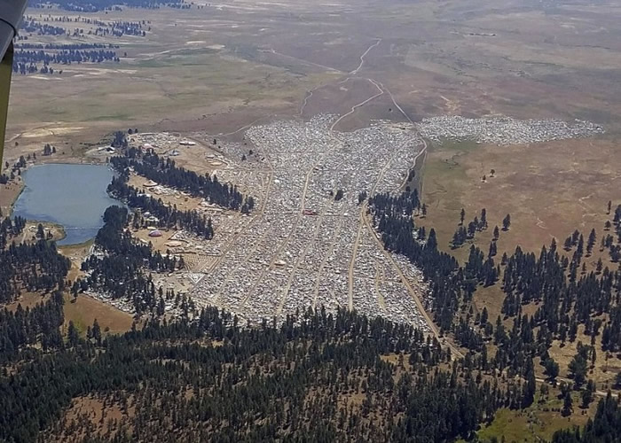 俄州有3万人搭帐蓬,准备欣赏日全食。