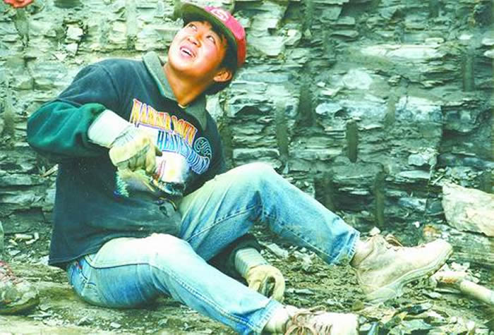 “昆虫”狂人黄迪颖——解开昆虫化石界很重要的两大谜团