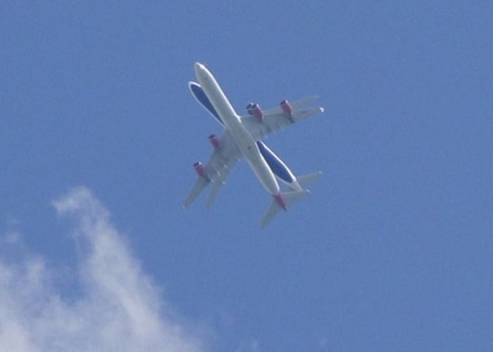 �ӵ��濴���ɻ��������ص���