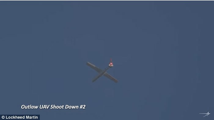洛克希德·马丁公司曝光美军“雅典娜”(ATHENA)镭射武器实测画面:同时击落5架无人机