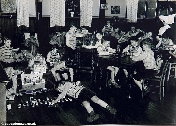 Ӣ���ո�����������Ů��Ӫ��˹���׹¶�Ժ����������Ű����ͯ