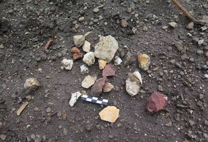 ǰڵڿַⷢɼʯͳ¶ĶﻯʯƬ