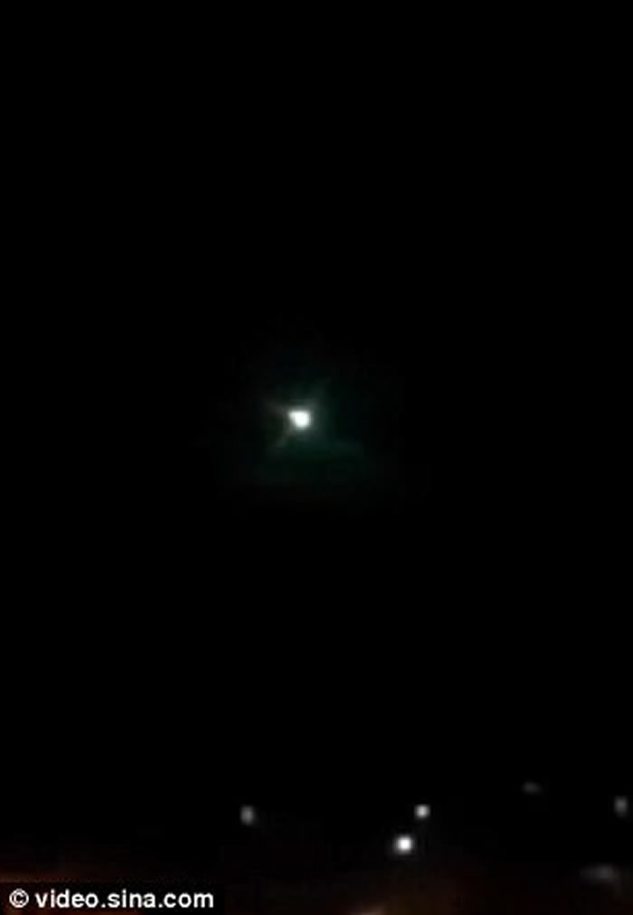 С����ײ�����ϣ�NASA֤ʵ��ը�����൱��540��TNT��ɫըҩ