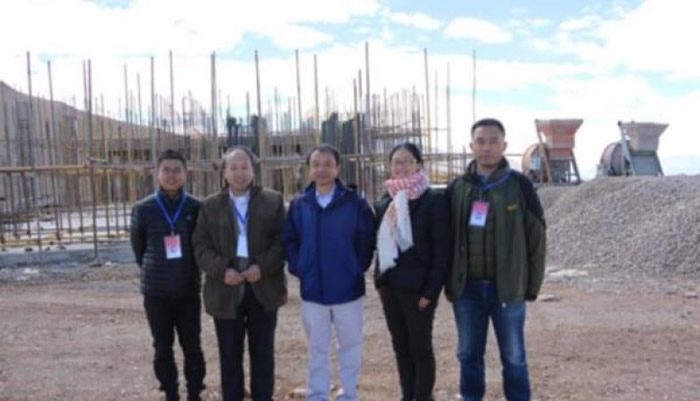 李虹(右二)表示,内地首个原初引力波探测站将于2019年投入使用。