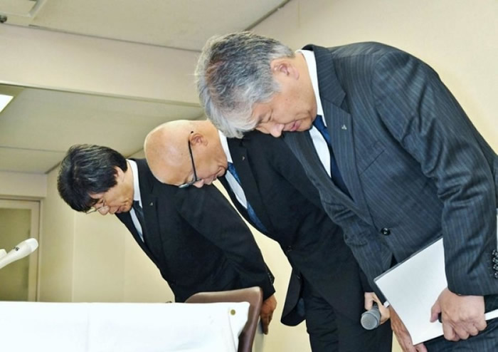 JAȫũĸ߲ڼ߻ϣ¼ھϹǸ