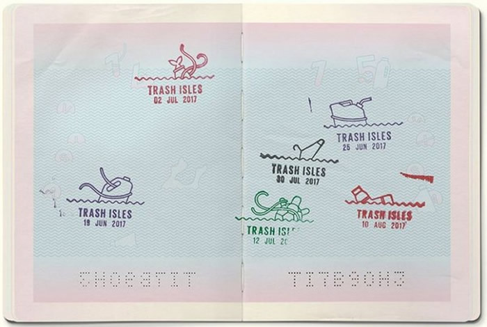 连海关印章都是塑胶废弃物的图案。