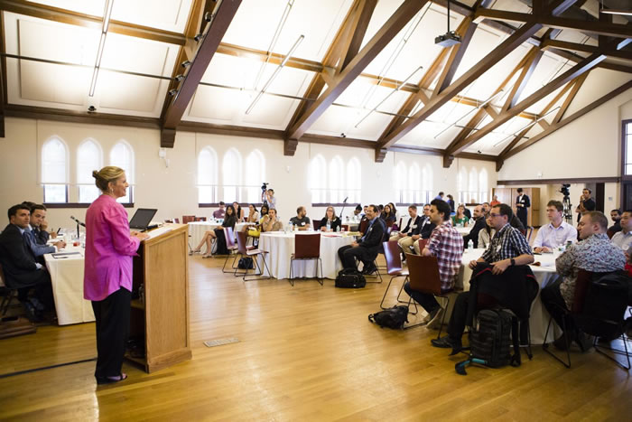 科学合作如何促进国际局势的稳定