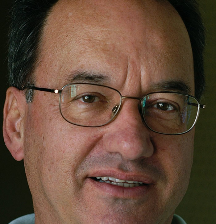 奥利文教授认为政府在保育和发展的议题上,皆陷入寸步难行的困境。