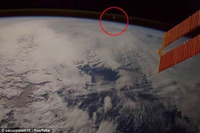 ���ʿռ�վ�Ա��׽���Ǹ��ٳ�����������һ��