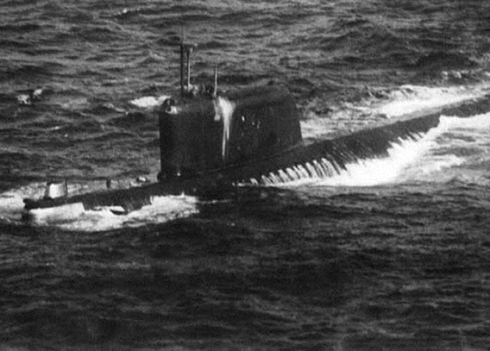 K-19号的反应堆故障,部分船员死于辐射。