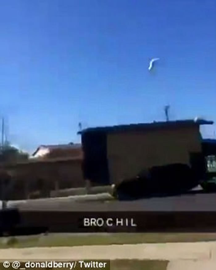 ô󰲴ʡͶè ݶ·ˤϽ