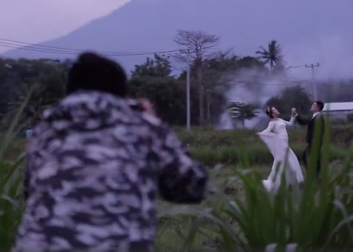 小磊认为能记录下50年一次的自然瞬间,很有意义。