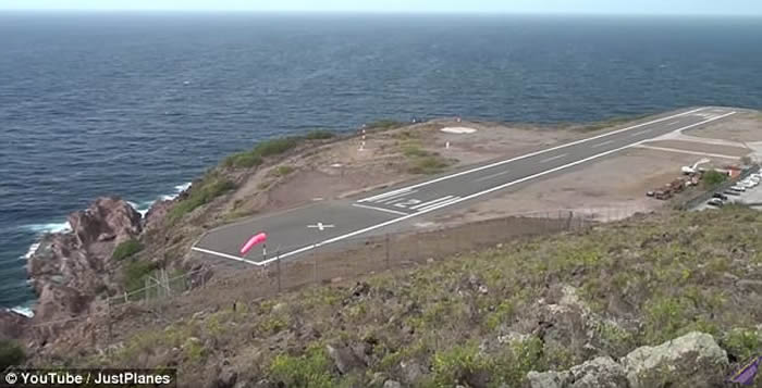 荷兰加勒比萨巴岛的胡安彻·亚拉斯奎恩机场:全球最短跑道之一