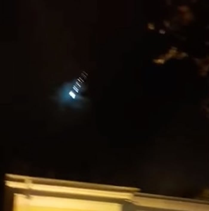 ����˹ѧ�ߣ�һ�Ż����������������Ͽձ�ըȼ��