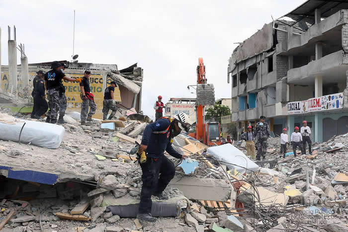 地球自转减速引爆能量 美国科学家警告2018年将会是大地震之年