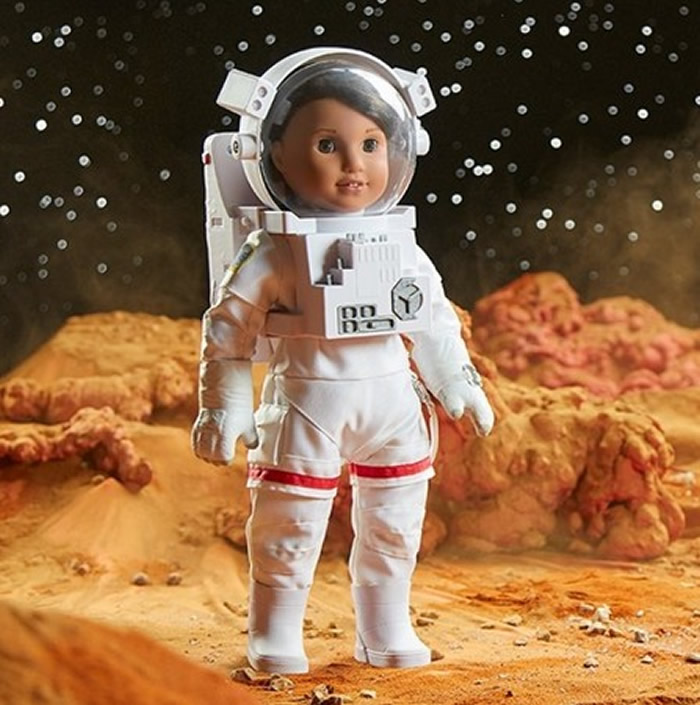 2018年美国女孩洋娃娃出炉:卢西安娜(Luciana Vega)梦想成为第一位到火星上的人类