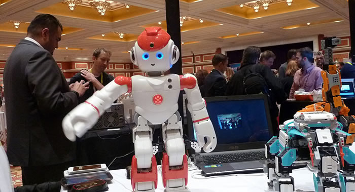 �й����˹���������ϳ�����