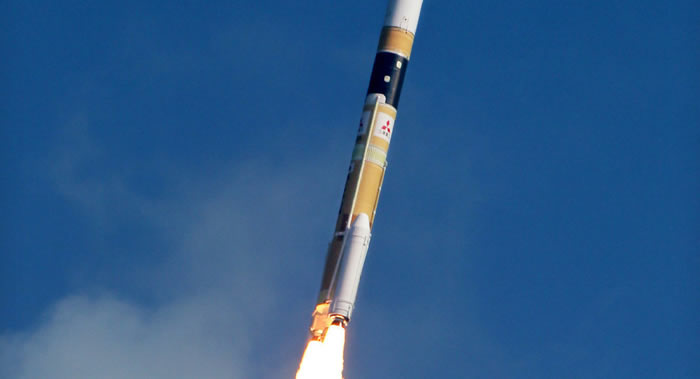 日本成功发射携带新型侦察卫星的H2-A火箭