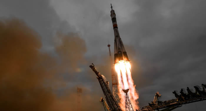 《杀出重围：人类分裂》花絮曝新演示 惠普电脑挨制超强绘里