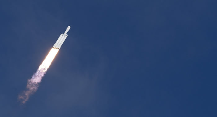 “猎鹰9”运载火箭搭载西班牙通信卫星Hispasat 30W