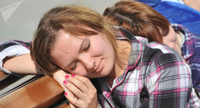 �о������˿��Դ���˯��