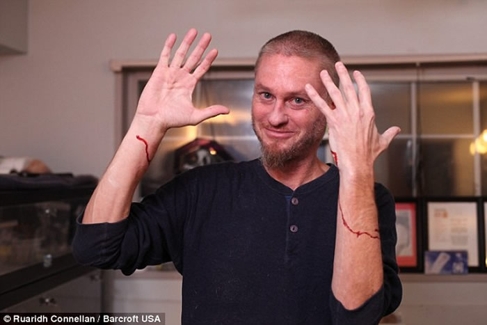 ��������ѧ��Tim FriedeΪ֤�����߶����� ���������������Ķ��ߡ������͡�ҧ�Լ�