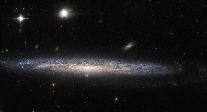 NASA����ӵ�г����ǵ�������������ϵNGC 5714��Ƭ
