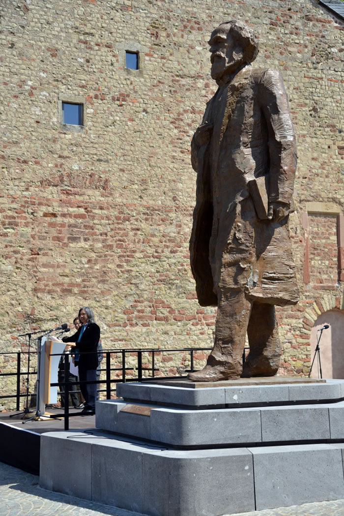 ͭ�����й����͡�