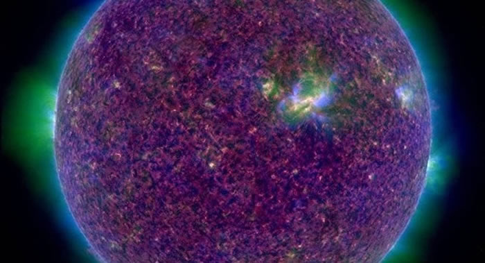 NASA����SDO���ǣ�̫����̬�۲�̨��5����Ѯ����ļ��������µ���̫����Ƭ