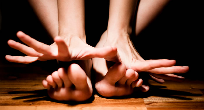 Ӣҽѧ־ʪ߸зͻѪܼ