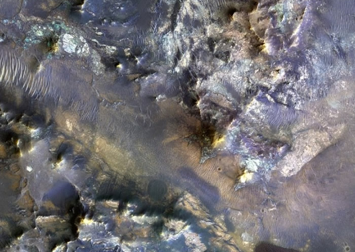 火星呈多种颜色,一度令科学家难以解释。