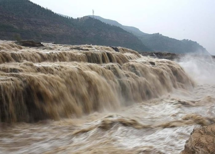 �����ٲ��������ٲ�����һ�ߡ�