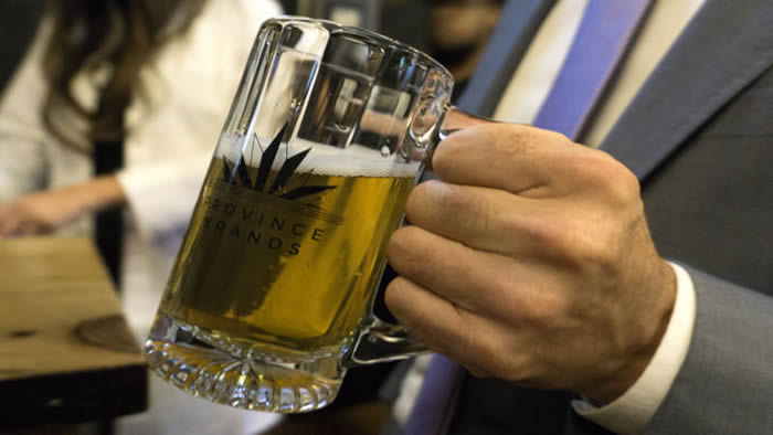 加拿大多伦多啤酒商Province Brands研发出世界上第一款由大麻酿造的啤酒