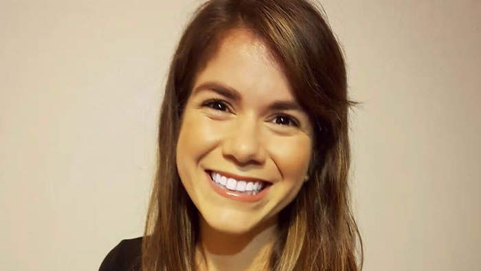 海洋生物学家讲述逃出鳄鱼嘴巴的历险记