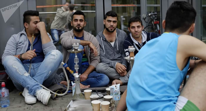 美国加利福尼亚大学研究发现:吸水烟与吸传统香烟对身体的危害是一样的