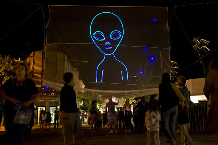 阿根廷发展UFO旅游 乌里托尔科山是不明飞行物迷最喜欢的地方