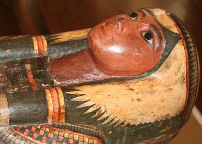 馆内一个埃及女祭司歌者的棺木，相信已被毁坏。