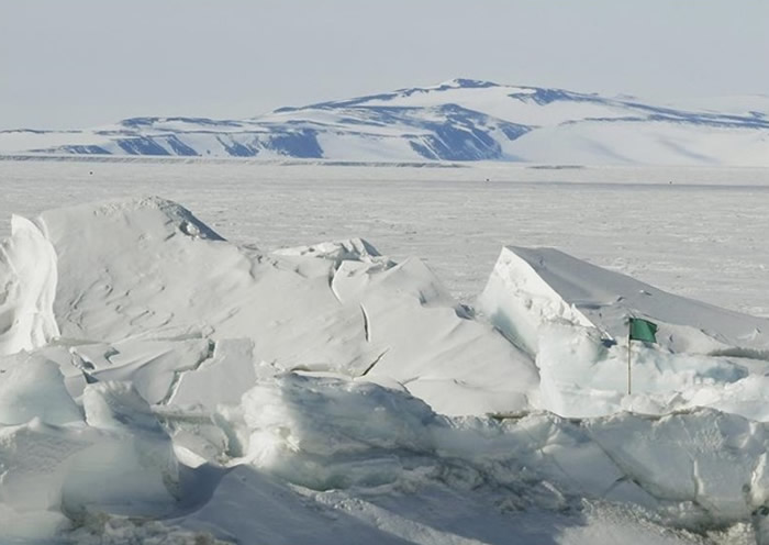 全球暖化令冰川融化,属水位上升的元凶之一。