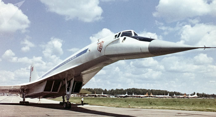 传奇的图波列夫飞机:行于和平与战争当中