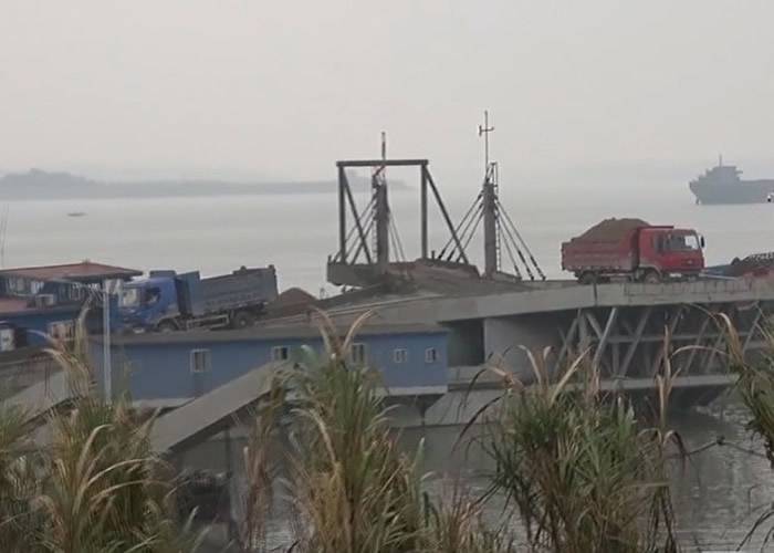 安庆江豚自然保护区内建有很多大大小小的码头。