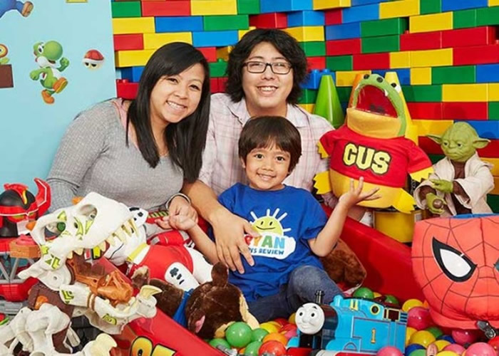 美国8岁男童在YouTube开设“Ryan ToysReview”频道 介绍玩具年赚2200万美元