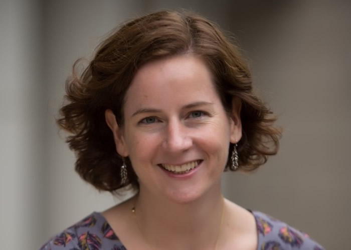 尼科尔斯(图)指研究结果并不代表怀孕生产是引致患乳癌的原因。