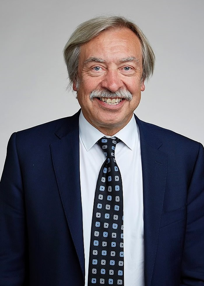 海迪表示新疗法只在初步阶段。