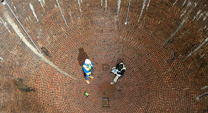 Ӣ������ѧ�����׶��ʢ�����̵��·�����18���;޴����